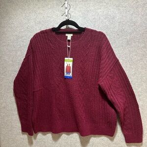 Legendary Outfitters Women’s Crewneck Cable Knit Sweater in Garnet (Red)